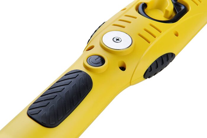 LED 500 LUMEN TASK LIGHT WITH HANG HOOK AND MAGNET back pc 2