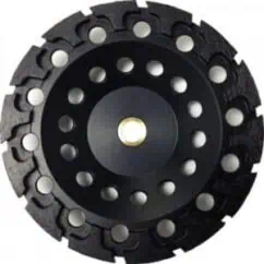 High-precision cutting disc with durable blades for industrial and manufacturing applications, optimized for sharp, efficient cuts in metal and other tough materials.