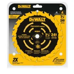 Premium DEWALT circular saw blade for precision framing, 7¼ inches, 24 teeth, ideal for metal and structural wood cutting, with exclusive plate technology for smooth cuts.